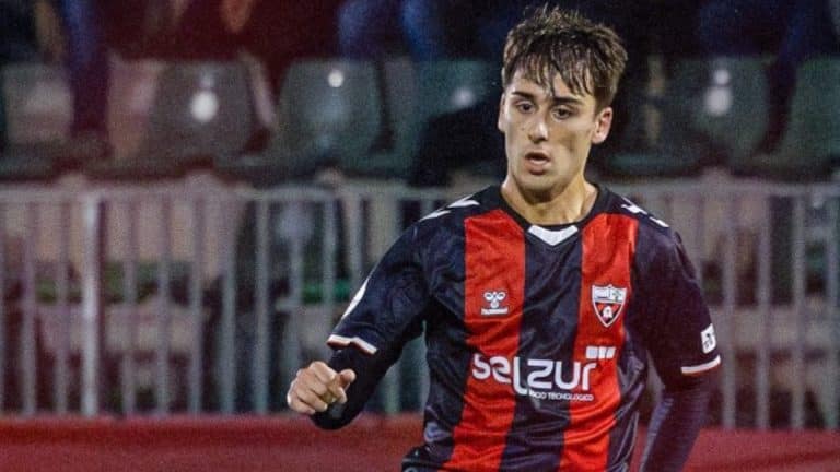 Alex Hidalgo ficha por el Zamora FC